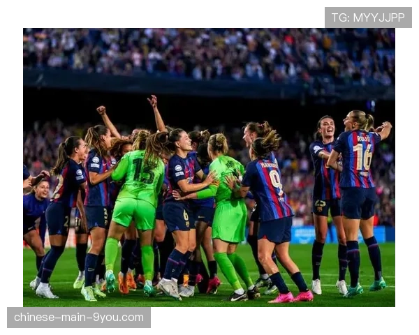 女足欧冠1-4决赛：巴萨女足5-1大胜里昂，强势晋级
